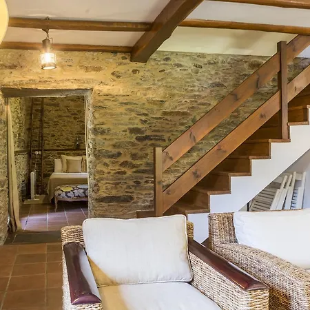 Dom wakacyjny Casas Del Molino - Muinos Do Mainzoso *